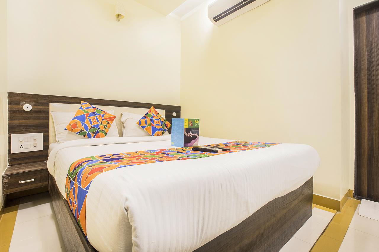 Fabexpress Time Square Hotell Thane Eksteriør bilde