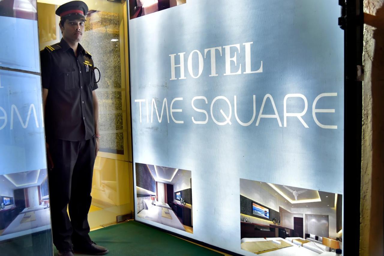 Fabexpress Time Square Hotell Thane Eksteriør bilde