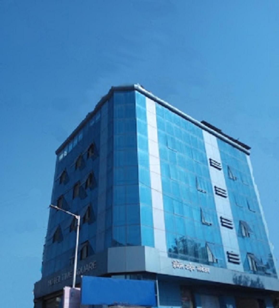 Fabexpress Time Square Hotell Thane Eksteriør bilde