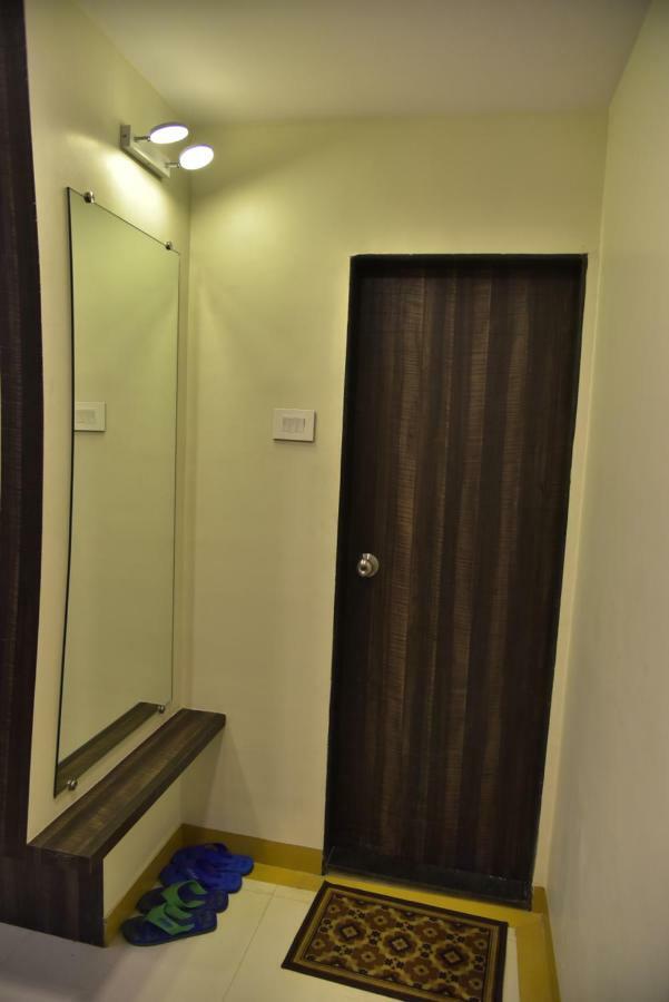 Fabexpress Time Square Hotell Thane Eksteriør bilde